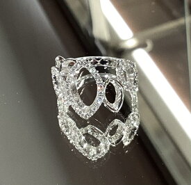 ホワイトゴールド ダイヤリング K18WG ダイヤモンド ジュエリー リング ダイヤモンドリング 高級 ダイヤモンドジュエリー プレゼント 贈り物 ギフト G5024