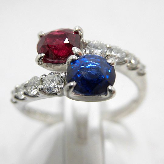 ルビーサファイヤリング　プラチナ　ダイヤモンド ジュエリー リング 指輪 プレゼント 贈り物 ギフト 女性用 G2396