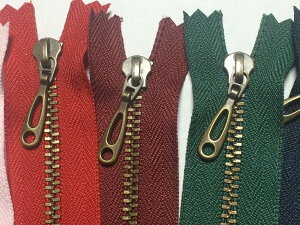 YKK`[tAeBNS[ht@Xi[26cm