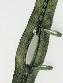 YKK コイルファスナー 両開き　カラ−ファスナー長さ40CM　バック