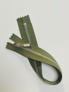 YKK^5`[tt@Xi[iVo[j30CM~