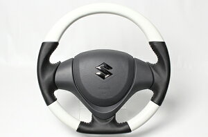 REAL レアル ステアリング【ジムニーJB23W-10型/ジムニーシエラJB43W-9型】ホワイトカラー 送料無料(沖縄と離島は送料着払い)