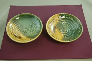 織部鎬手(しのぎて)小鉢2ケ揃い 文部大臣奨励賞受賞作家 荒川明作  こだわりのギフト 還暦祝い などの贈り物に最適 無料ラッピング  eni-5