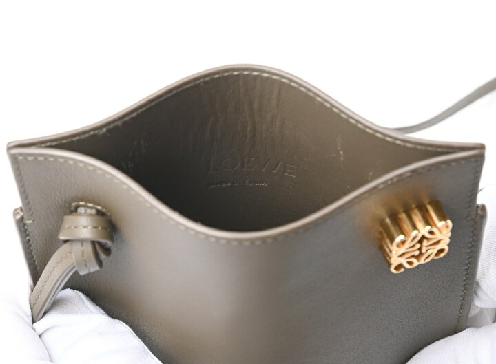LOEWE ダイスポケット ショルダーバッグダークカーキ