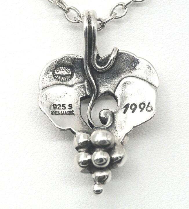 ジョージジェンセン 1996年イヤーペンダント 