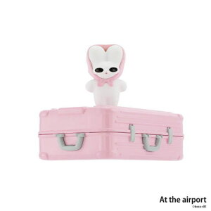 beco+81 �A�[�g�G���[�V���i�� �R���N�V���� [3.At the airport]�y�l�R�|�X�z���Ή��z�yC�z