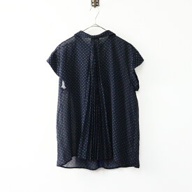 美品 定価29700円 2024AW インゲボルグ INGEBORG カメリアコサージュ付きシフォンブラウス ネイビードット/シアー素材【2400014550375】【中古】