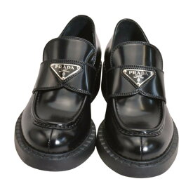 プラダ PRADA トライアングルロゴプレート チョコレートブラッシュド パテントレザー ローファー 1D246M ブラック レディース F-YA1135【中古：美品】【ブランド買取販売トリヴァンドラム】251008