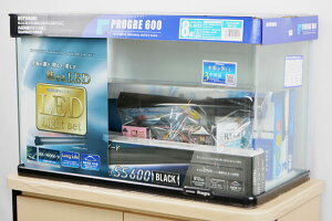 【送料無料】　コトブキ　プログレ600　LEDライト付・熱帯魚飼育8点セット