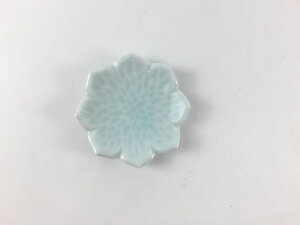 【メール便送料無料*日時指定不可*】有田焼 貝山窯 桔梗型豆皿 (金彩 /銀彩 /雲母ピンク /雲母赤 /雲母緑 /青白磁 )【6cm 豆皿 小さいお皿 箸置き はしおき カトラリーレスト 贈り物 飾り 陶器