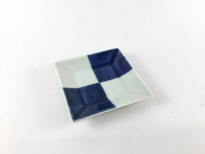 pM  (Q/s/ۖ) 9cm g C