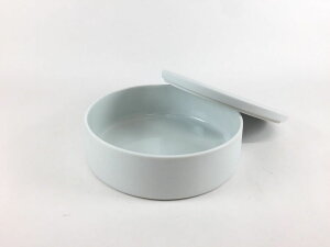 有田焼 李荘窯 白磁ブラスト(外のみ) 平12cm蓋物