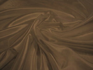 1m単位 サテン無地 ポリエステル100% モカ茶【メール便5m可】 生地 布 ピカピカ 応援 運動会 舞台衣装 発表会 コスチューム コスプレ 装飾 クリスマス ハロウィン インテリア 幼稚園 お遊