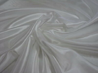 サテン無地ポリエステル１００％