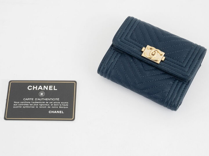 楽天市場】シャネル CHANEL 財布 三つ折り ボーイシャネル キャビア