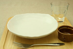 ホワイトマット調粉引 プレートL深 　7.0寸 深皿 白い 食器 お皿 パスタ皿 日本製 美濃焼