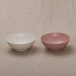 花小鉢 白/ピンク 花Hana 電子レンジ・食洗機対応 ボウル シンプル かわいい 日本製 樹脂製 プレート おうちカフェ