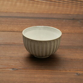 湯呑み 粉引グレー 菊型 煎茶碗 おしゃれ 来客用 日本製 和食器 ゆのみ 湯飲み 美濃焼 陶器 茶器 お茶