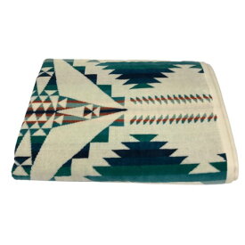 【中古】未使用品 ペンドルトン PENDLETON バスタオル ブランケット 総柄 アイボリー 緑 グリーン 紺 ネイビー 黄 イエロー オレンジ XB233-54663 ※TP メンズ レディース 【ベクトル 古着】 240225