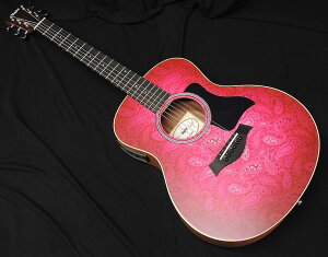 Taylor GS Mini-e Special Edition Fuchsia Pink Paisley �e�C���[ �O�����h�E�V���t�H�j�[ �G���A�R �G���N�g���b�N �~�j �A�R�[�X�e�B�b�N�M�^�[ �s���N �y�C�Y���[�y���������z