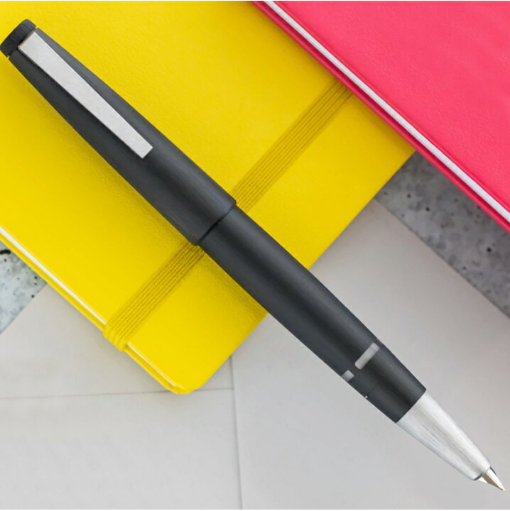 楽天市場】【あす楽】ラミー LAMY 2000 高級万年筆 ブラック 14 