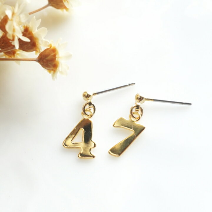 楽天市場】片耳用 1個売り ピアス 金属アレルギー ナンバーピアス 数字 