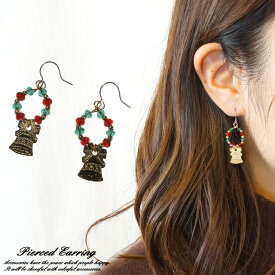 レディースピアス ベル クリスマスリース オーナメント カラフルビーズ キラキラ ゴールド サージカルステンレスフック フックピアス フック(チタン/樹脂)orイヤリングへの変更OK 金属アレルギー対応