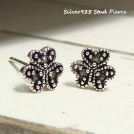 シルバーピアス お花?ハートが3つ?花びらがキラキラ輝くお花のスタッドピアス シルバー925 silver925 シルバーアクセサリー お花 レディースピアス ハート