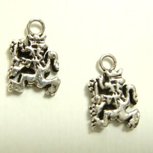 ���������Ԃ������l�̃V���o�[�p�[�c 2��1�Z�b�g����6.12mm×����8.67mm�ŃV���o�[925���̏������p�[�c2�Z�b�g �r�[�Y �A�N�Z�T���[ �V���o�[925 silver925 �V���o�[�A�N�Z�T���[