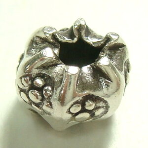 Vo[p[c 11Zbg a7.3mm^CvŏȂԂ̂悤Ȗ͗l̏Vo[925̉ʕ̂悤Ȃڂ̂悤Ȍ`̃r[Y1 r[Y ANZT[ Vo[925 silver925 V