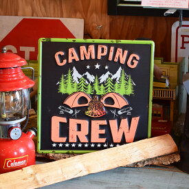 アンティーク エンボス プレート CAMPING CREW / ダイカット メタルサイン ヴィンテージ アメリカン ガレージ 看板 壁掛け インテリア