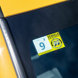 【メール便可】【New! 2023.7以降】MOONEYES JCIステッカー / 車検 検査標章 カスタム アメ車 Japanese Car Inspection ダイカット アメリカン雑貨