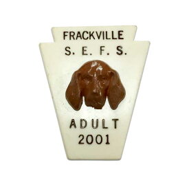 【追跡メール便可】ヴィンテージ ライセンス バッジ FRACKVILLE S.E.F.S / 狩り 狩猟 ビーグル アメリカン雑貨 アメ雑