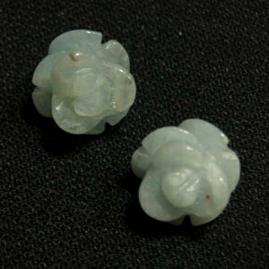 [XC008]天然石ビーズ アクアマリン バラ彫り(薔薇)　約8〜10mm　2ケ