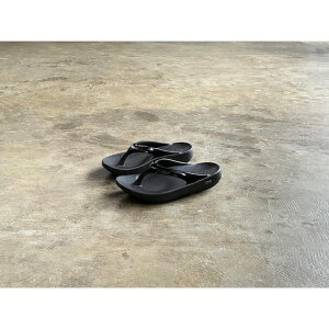�yOOFOS�z �E�[�t�H�X OOlala Recovery Sandals Black style No.OOFOS-OOlala