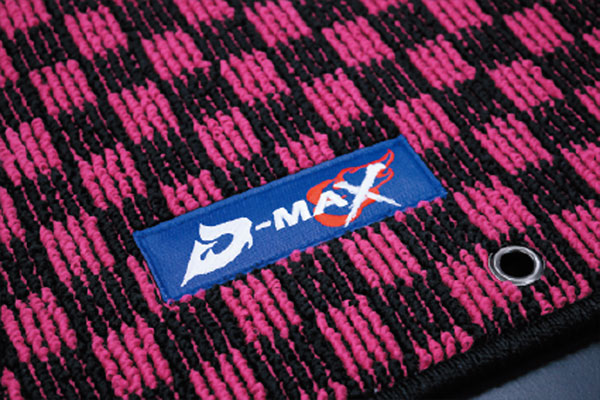 楽天市場】D-MAX フロアマット 1台分 ピンク×ブラック チェイサー