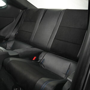 D-MAX �V�[�g�J�o�[ �u���b�N×�u���[ 2��ڂ̂� GR86 SZ/RC ZN8 R3.10�`