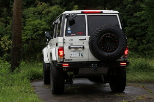 MOTORAGE モトレージ MTRリアバンパー(ランプ付き) TOYOTA ランドクルーザー70(再販車) GRJ76K