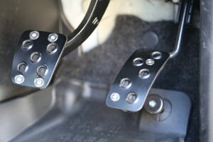 MOTORAGE g[W y_Zbg TOYOTA nCG[X200n W{fB 4WD 4^