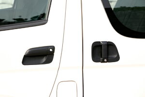 UIvehicle hAmuA_[veN^[(o[) nCG[X 200n 1^`s X}[gL[