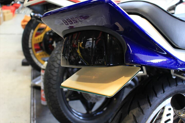 楽天市場】CBX400F ユーロテールレンズ スモーク : AUTO WORLD