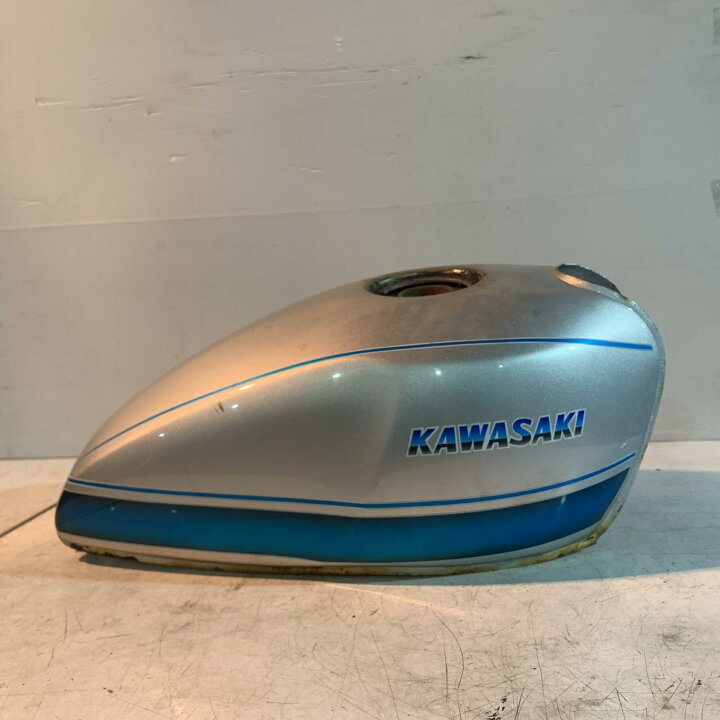 楽天市場】KAWASAKI カワサキ ゼファー400 タンク ZR400C【中古