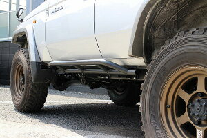 サクソン/SUXON サイドステップ チッピング塗装 マットブラック LGS-076 トヨタ ランドクルーザー CBF-GRJ76K 1GR 4000cc side step