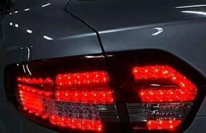 適用: ルノー/RENAULT フルエンス LED テールライト 2010-2014 アルメーラ SM3 テール ランプ リア DRL + ブレーキ パーク シグナル ライト レッド AL-HH-0799 Car parts