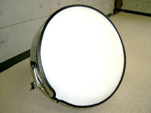 265/65R17 白 鍵付き 背面タイヤカバー 背面スペアタイヤカバー 背面ハードタイヤカバー スペアカバー ハードカバー 265 65 17 ホワイト 汎用