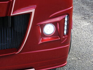�V���E�v���f���[�X�J�[�S���o�� S321/331 LED���C�g