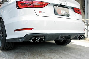 �K���[�W�x���[AUDI �A�E�f�B S3�Z�_�� 8V ���A�f�B�t���[�U�[ �J�[�{����
