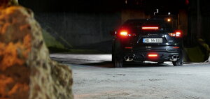 ���@���hMASERATI GHIBLI (2013�`) SPORTS LINE BLACK BISON EDITION �}�t���[�J�b�^�[ (TWIN240×2)