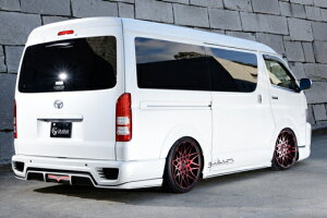 ギブソンハイエース 200系 1-4型 ワイドボディ ミドルルーフ GRAFAM リアバンパー 4ドア用