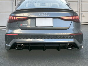 oXCbgAudi RS3 8Y AfBt[U[ J[{